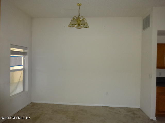 7920 Merrill Road, Unit 2206 Jacksonville, FL 32277 - Photo 4 of 13 DSC01093.JPG