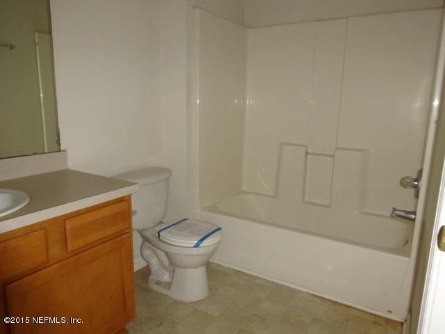 7920 Merrill Road, Unit 2206 Jacksonville, FL 32277 - Photo 8 of 13 DSC01101.JPG