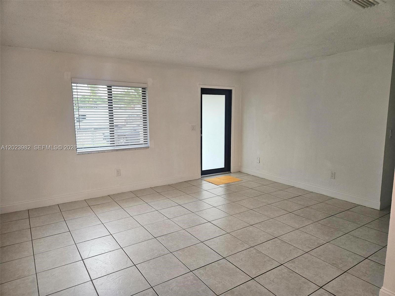 15320 Southwest 305th Street Homestead, FL 33033 - Photo 5 of 28