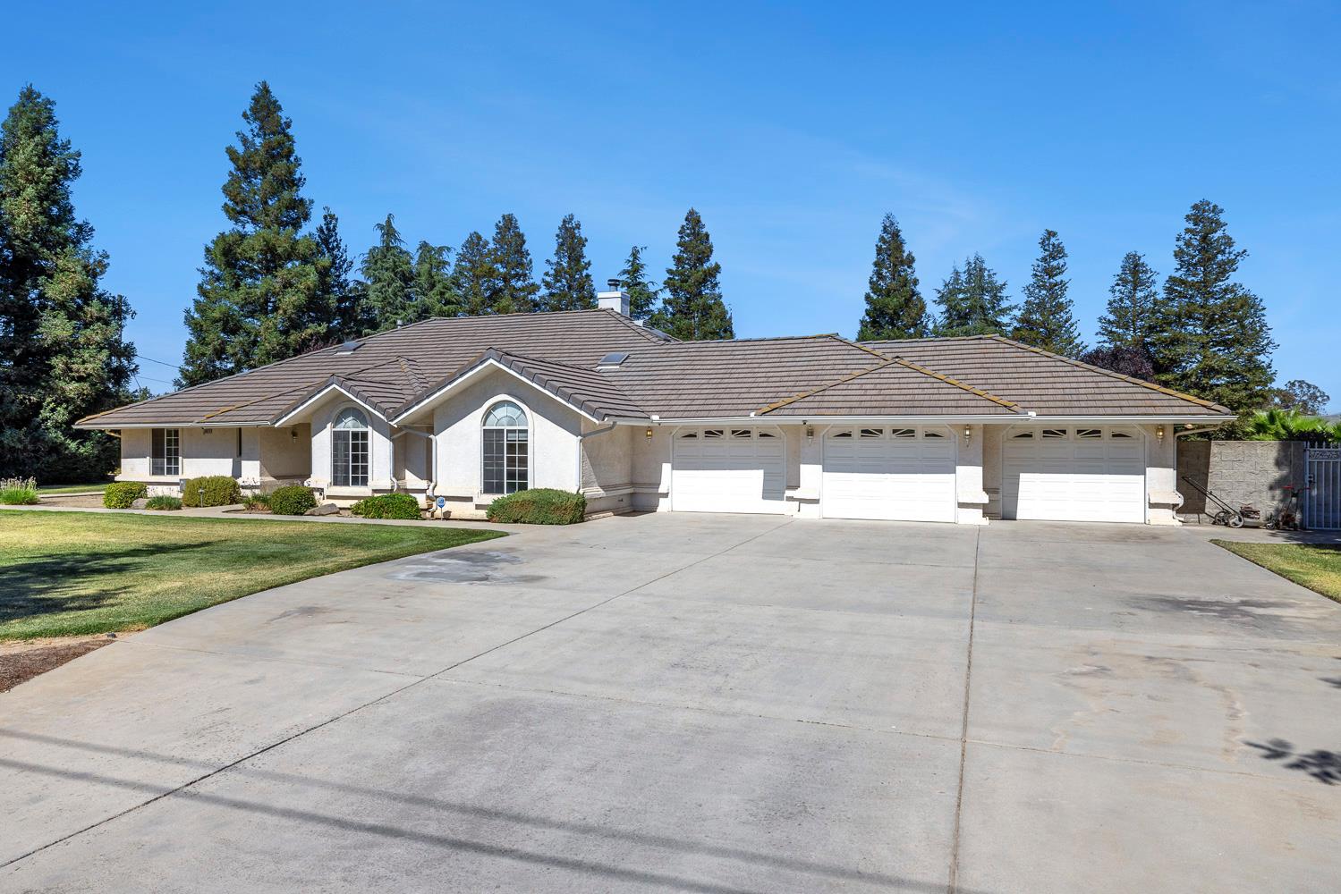 16673 La Canada Road Madera, CA 93636 - Photo 2 of 73