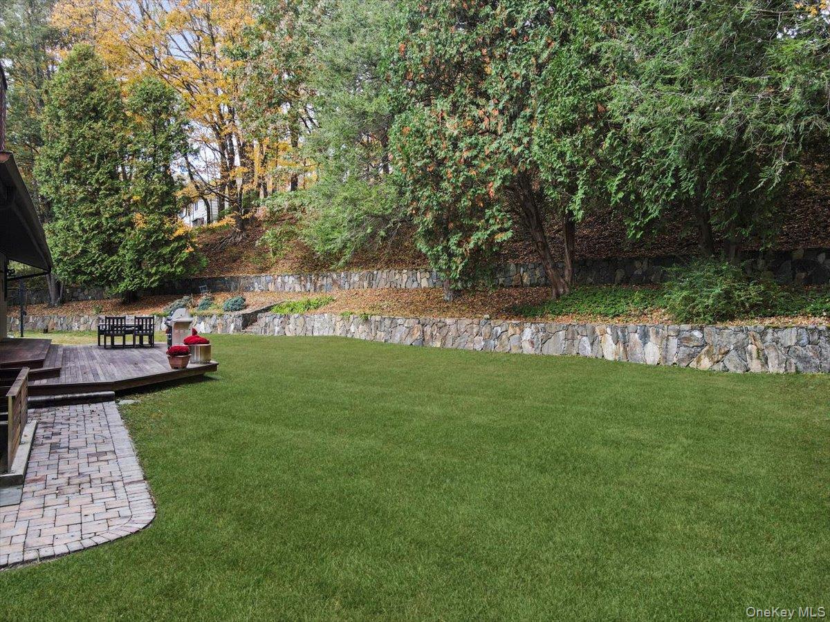 20 Faraway Road Armonk, NY 10504 - Photo 22 of 26