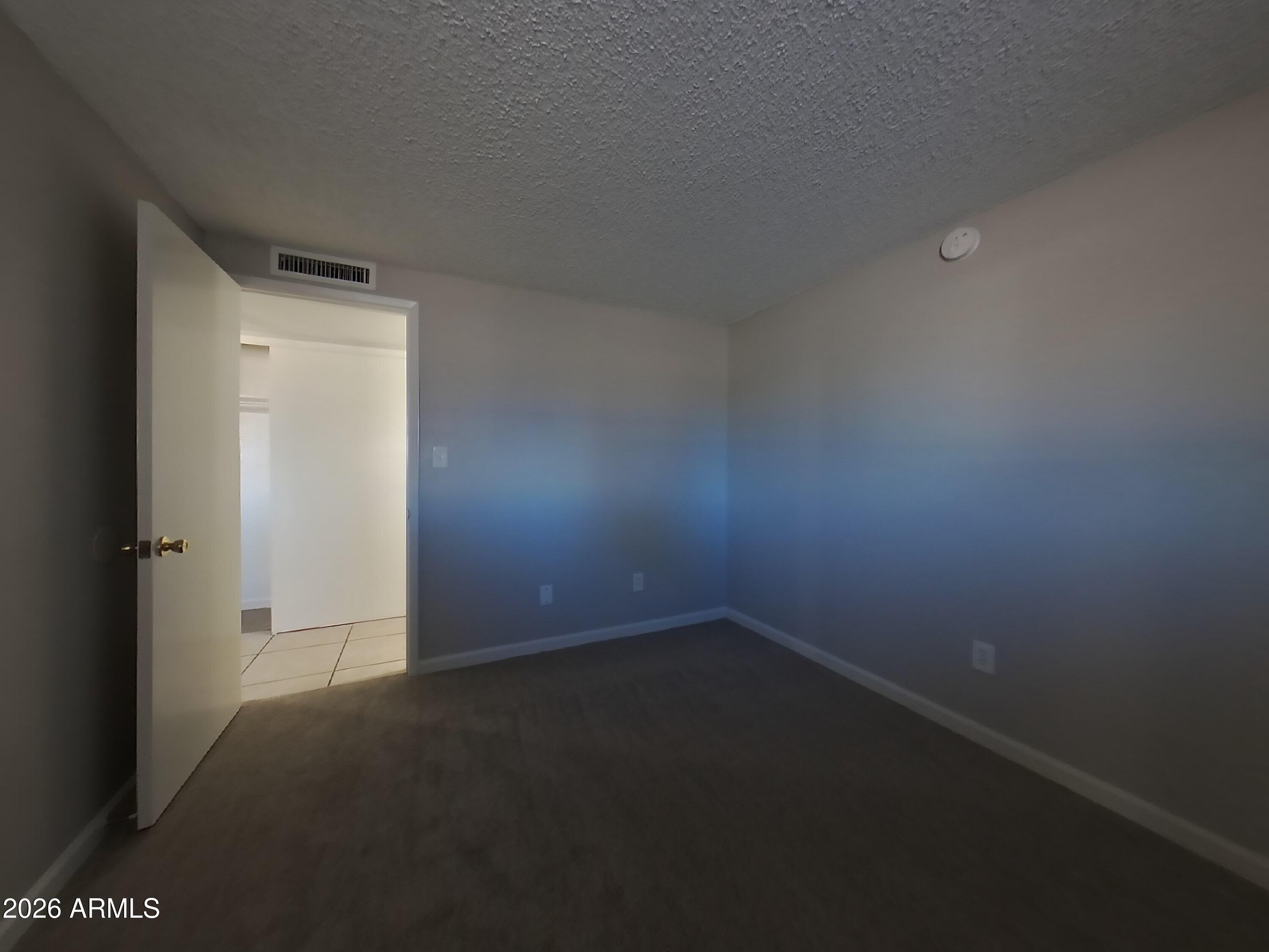 3830 West Royal Palm Road Phoenix, AZ 85051 - Photo 13 of 20 12_pc_K7YcpTrefL_RNznl6WiFu_layout_0