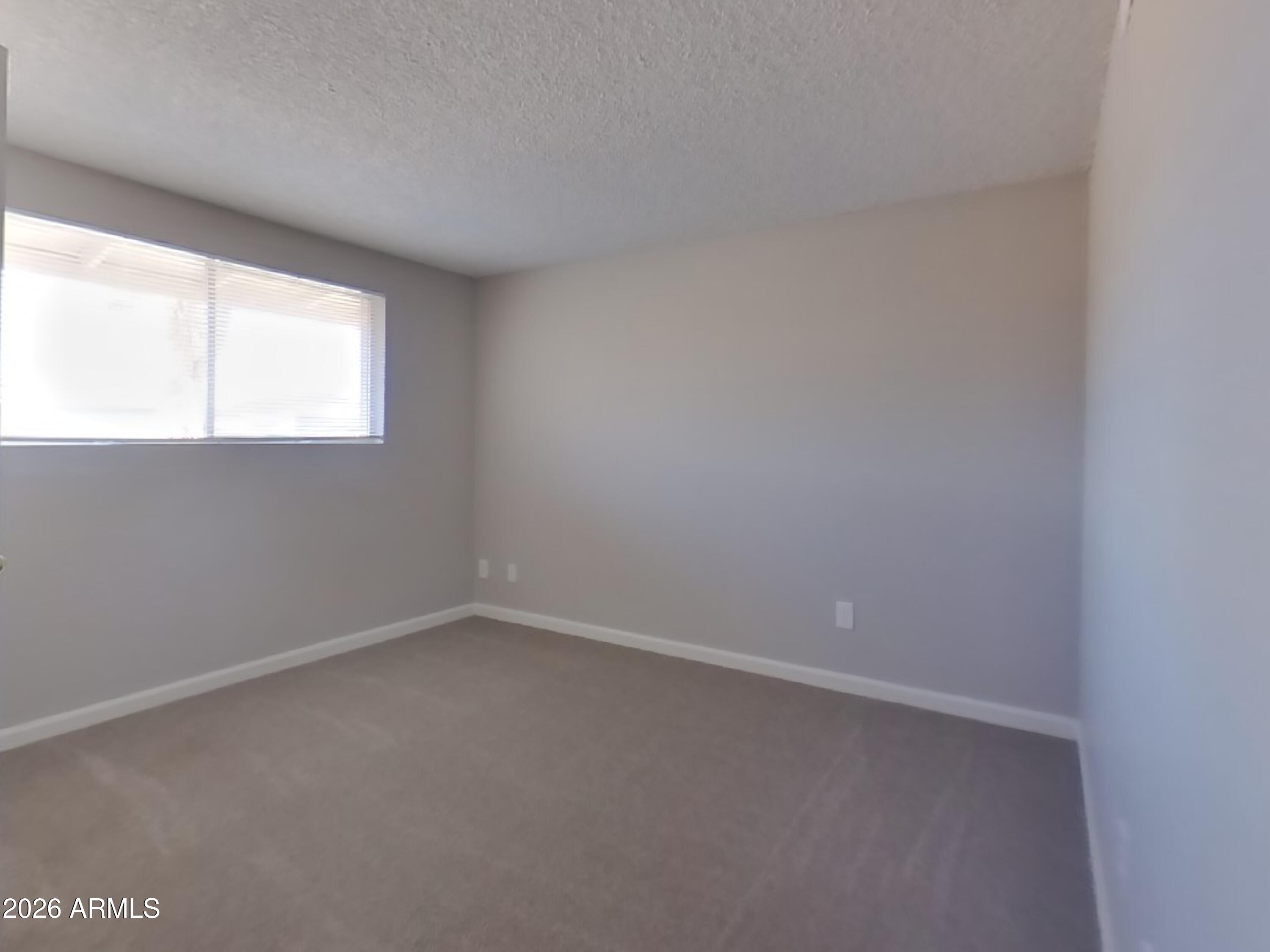 3830 West Royal Palm Road Phoenix, AZ 85051 - Photo 15 of 20 14_Image_SD98hL5bKw