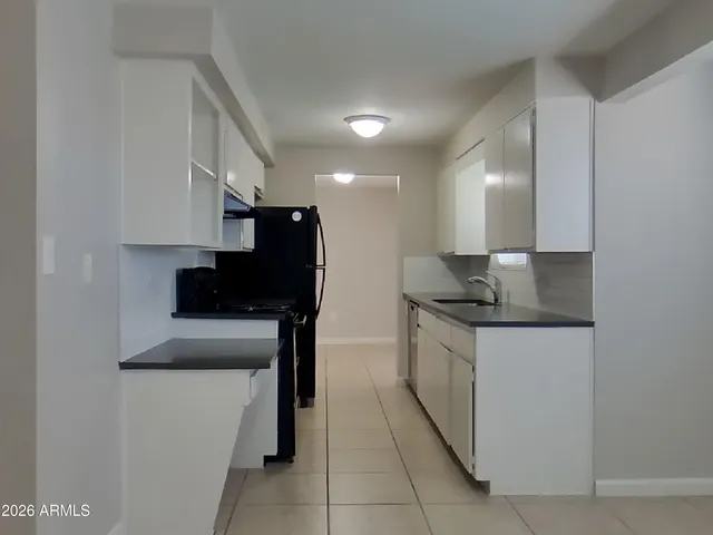 $1,999 | 3830 West Royal Palm Road, Phoenix, AZ 85051