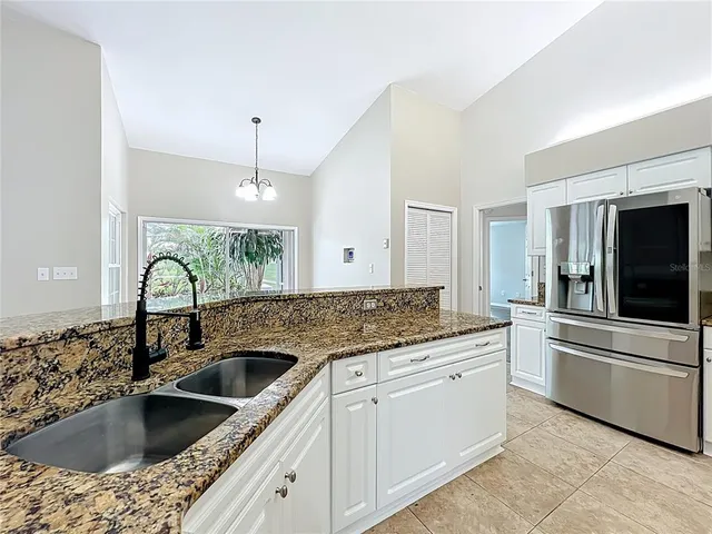 $699,900 | 546 Wheatstone Place, Orlando, FL 32835