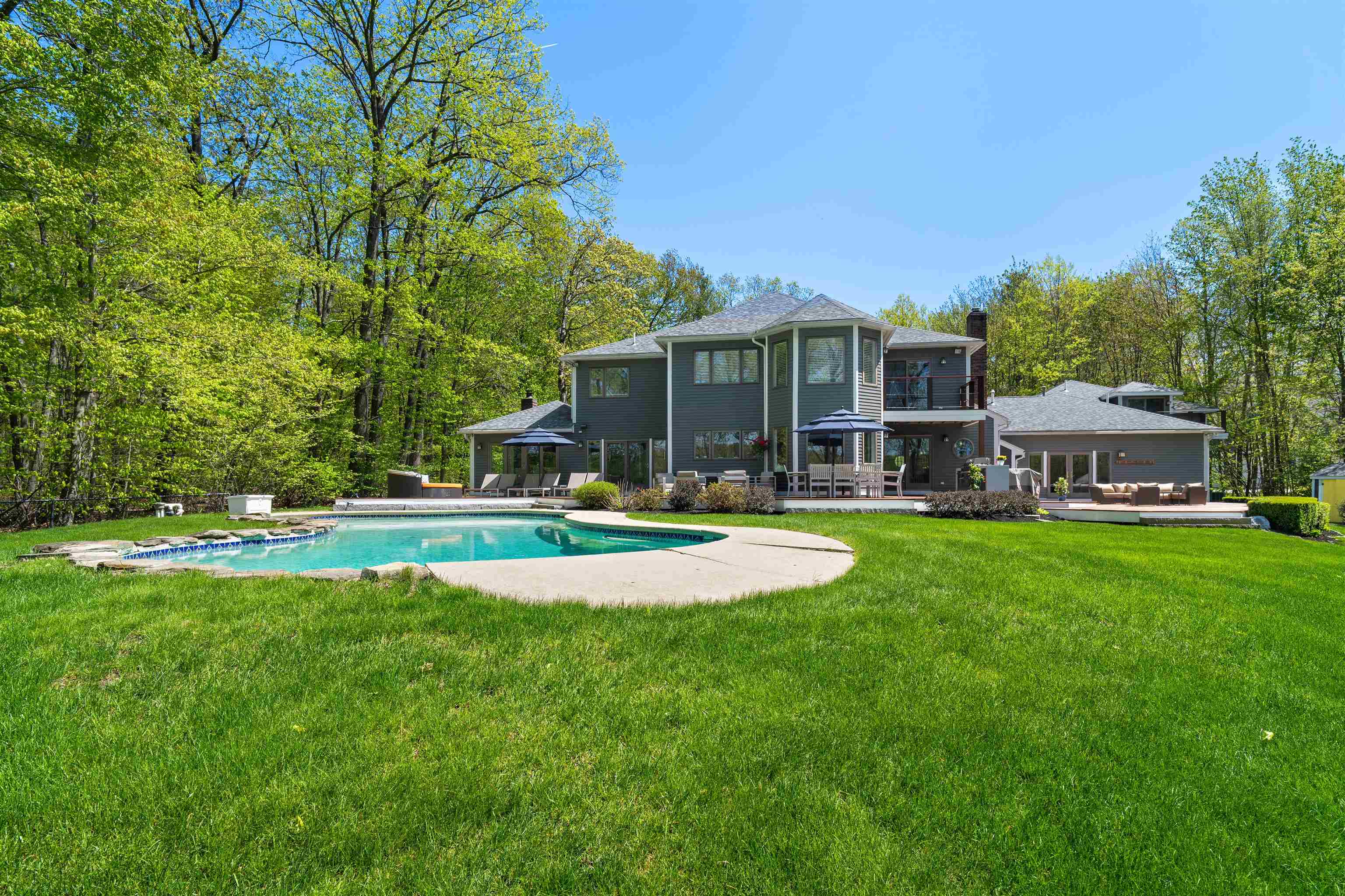 8 Wingate Court Stratham, NH 03885 - Photo 6 of 51