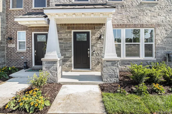 $3,400 | 43071 Atwood Avenue, Novi, MI 48375