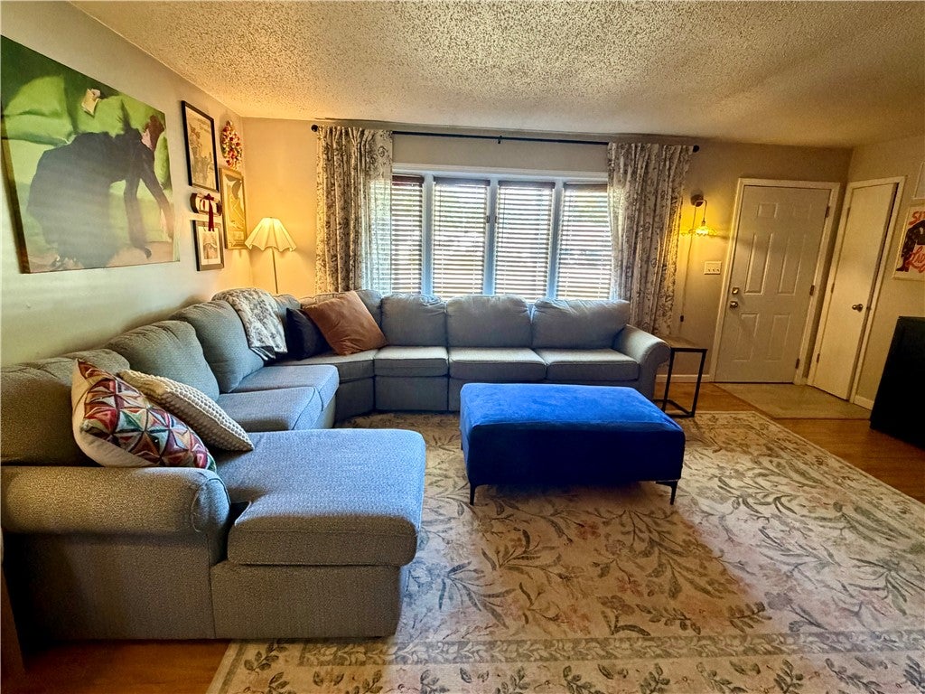 327 West Samuel Street Assumption, IL 62510 - Photo 12 of 31 Gallery Image 12