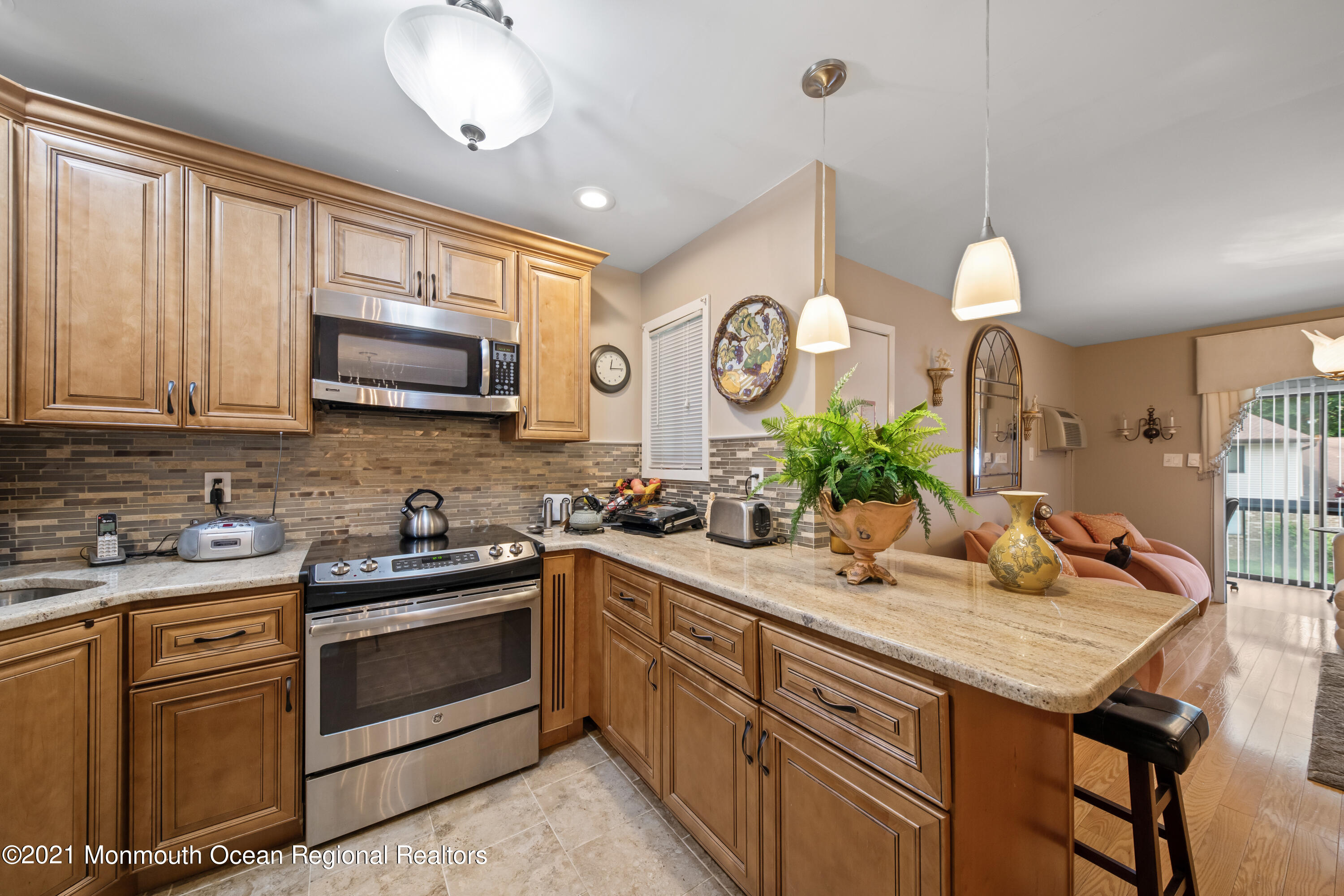 92 Arrowood Road, Unit G Manalapan, NJ 07726 - Photo 8 of 20 92ArrowoodRd-10