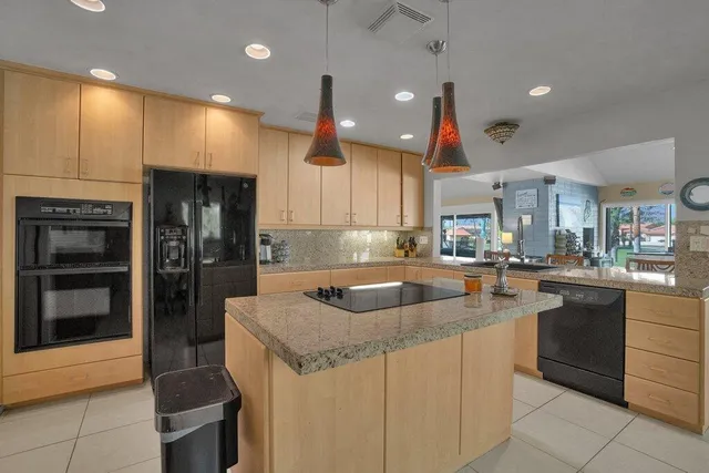 $710,000 | 43761 Port Maria Road, Bermuda Dunes, CA 92203