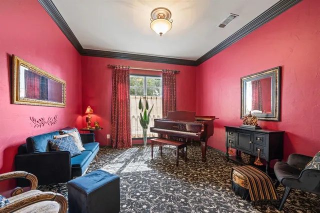 $725,000 | 1537 South Story Road, Irving, TX 75060