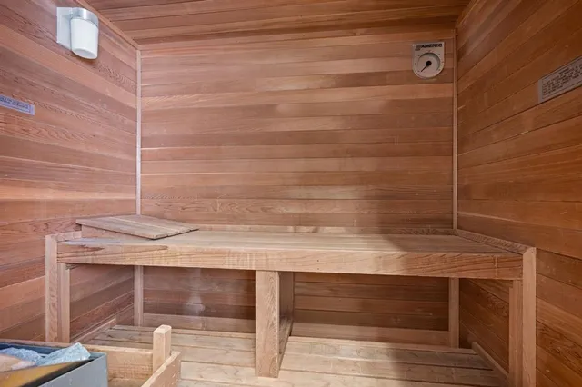 $725,000 | 1537 South Story Road, Irving, TX 75060