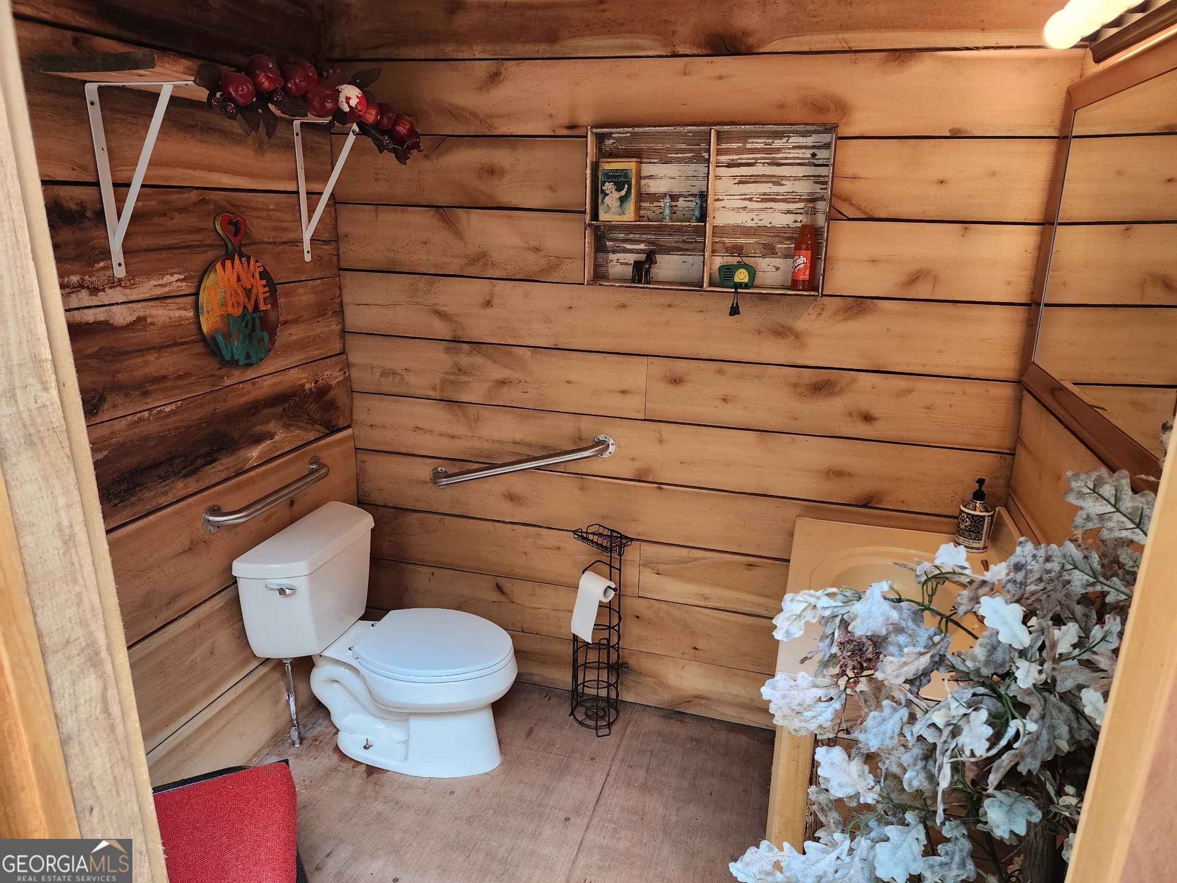 260 Old Copelan Road Southeast Eatonton, GA 31024 - Photo 54 of 88 a bathroom with a toilet and a shower