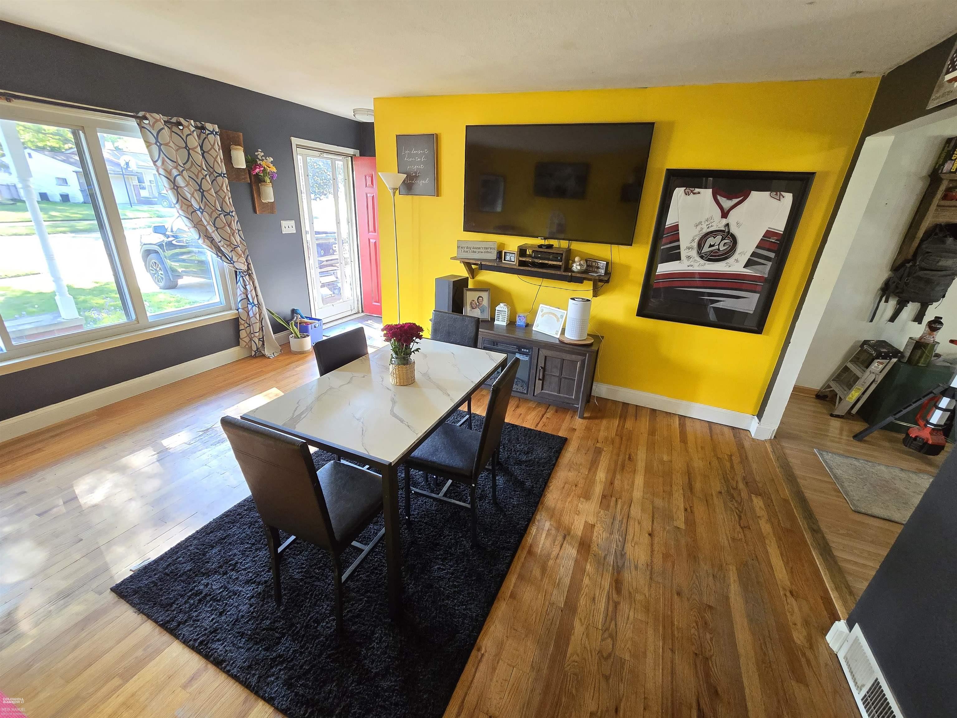 23221 Dale Allen Street Clinton, MI 48035 - Photo 9 of 19