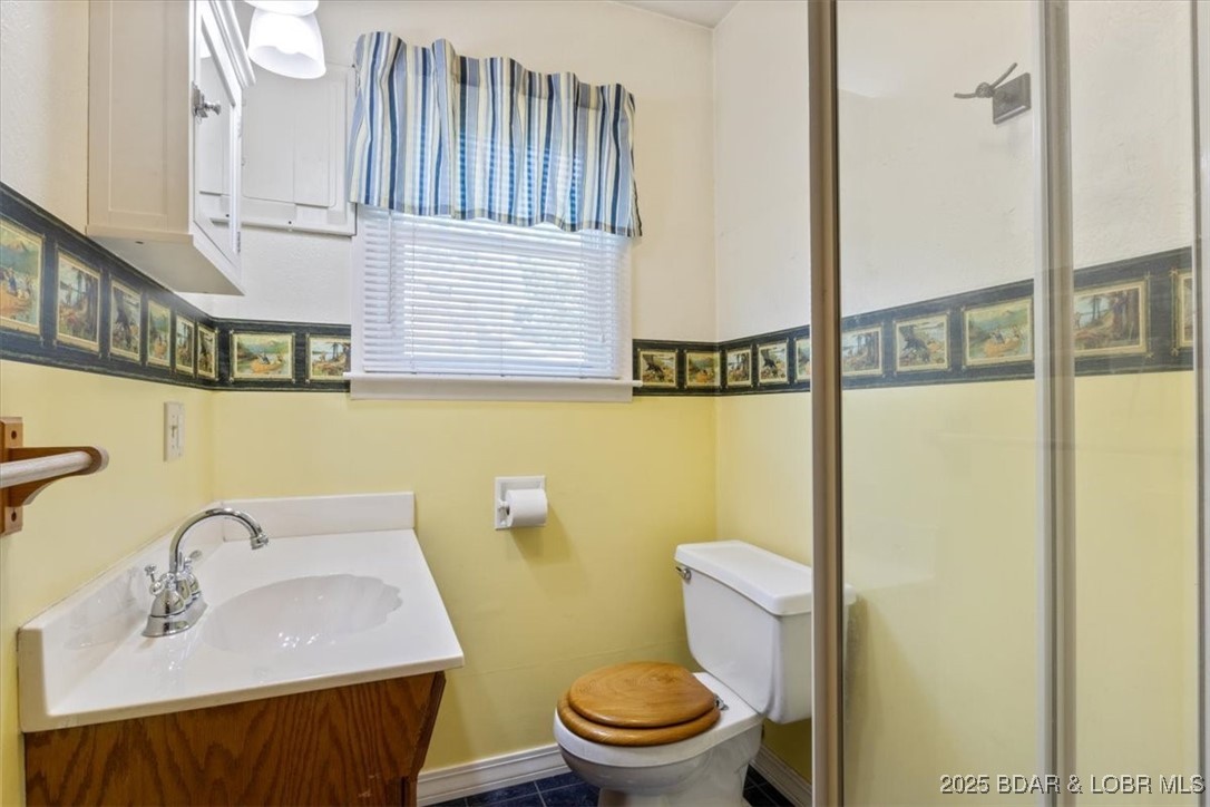 33682 Daybreak Road Gravois Mills, MO 65037 - Photo 26 of 46