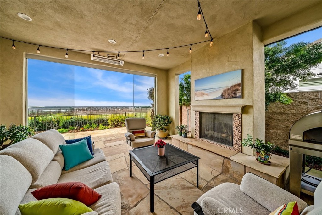 1590 Eucalyptus Road Nipomo, CA 93444 - Photo 18 of 73 Covered Patio w/Flagstone