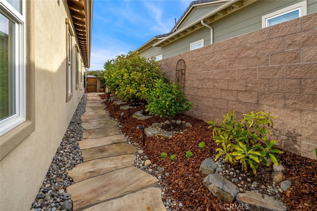 1590 Eucalyptus Road Nipomo, CA 93444 - Photo 20 of 73