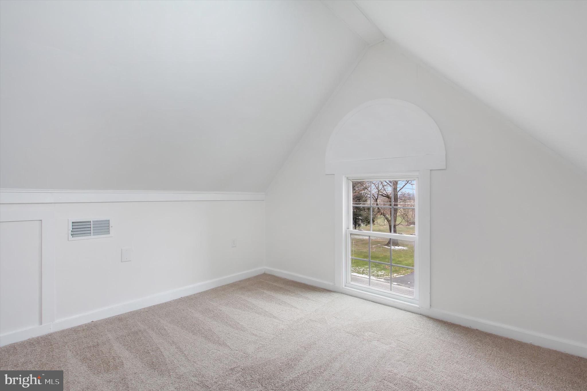 2515 Mummasburg Road Gettysburg, PA 17325 - Photo 16 of 22