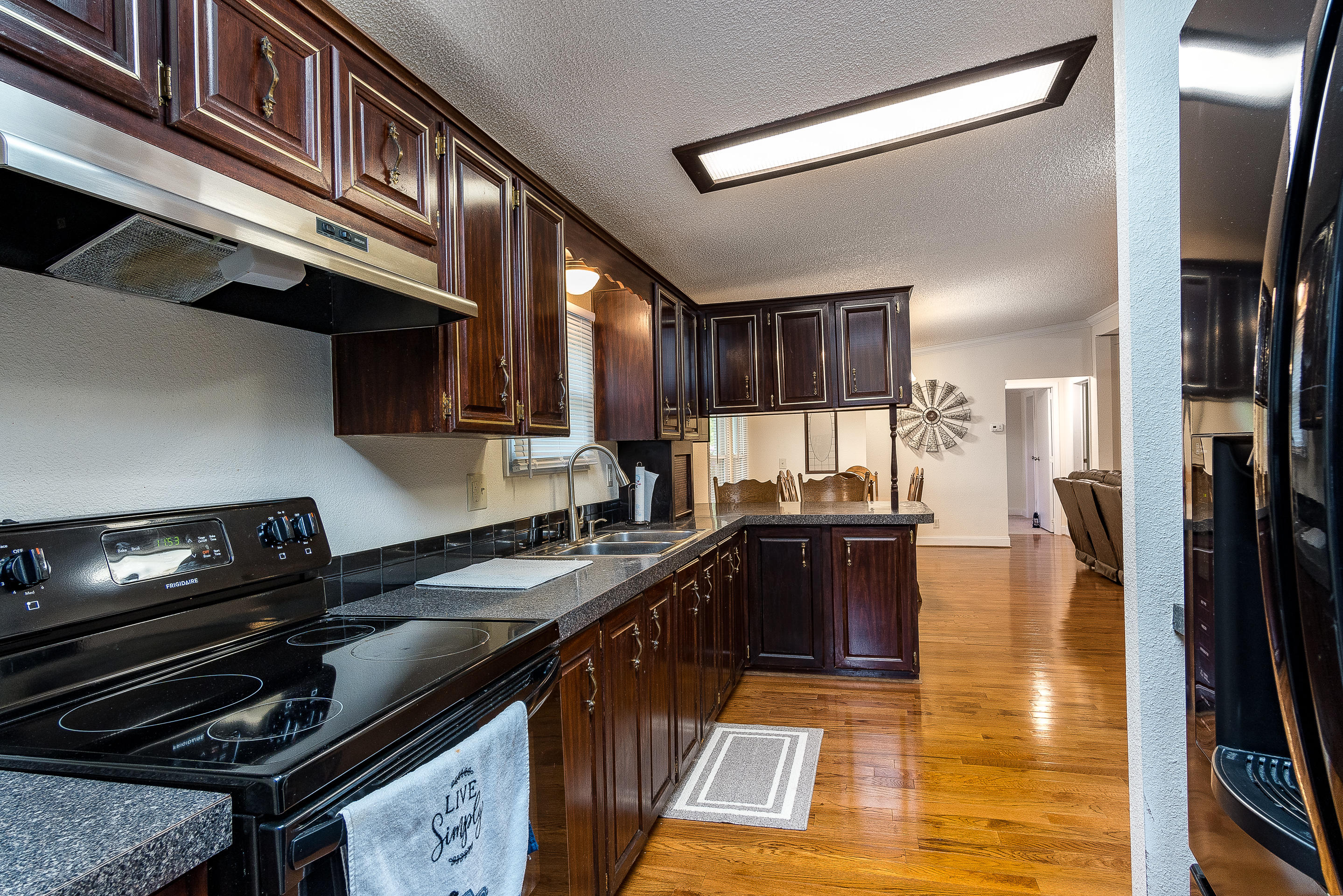 850 Hickory Tree Road Bristol, TN 37620 - Photo 24 of 37 Kitchen