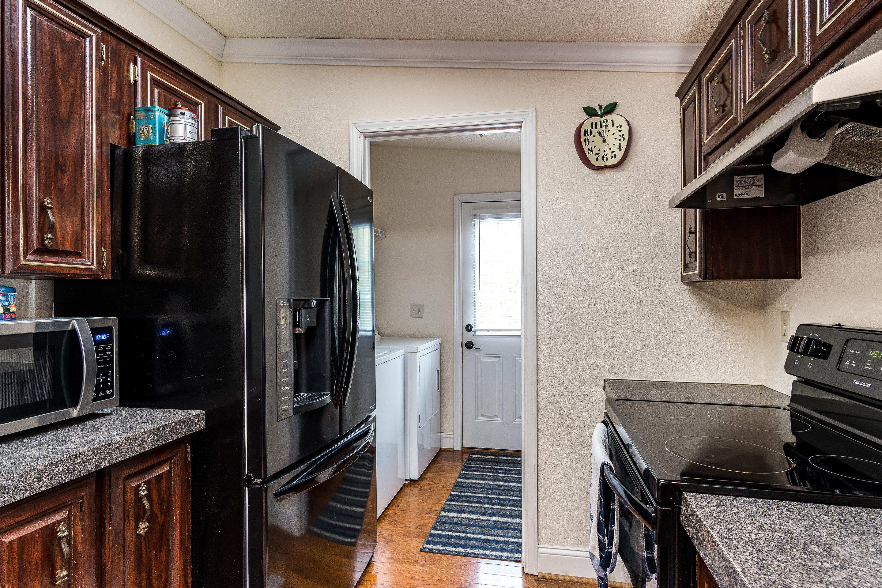 850 Hickory Tree Road Bristol, TN 37620 - Photo 25 of 37 Kitchen