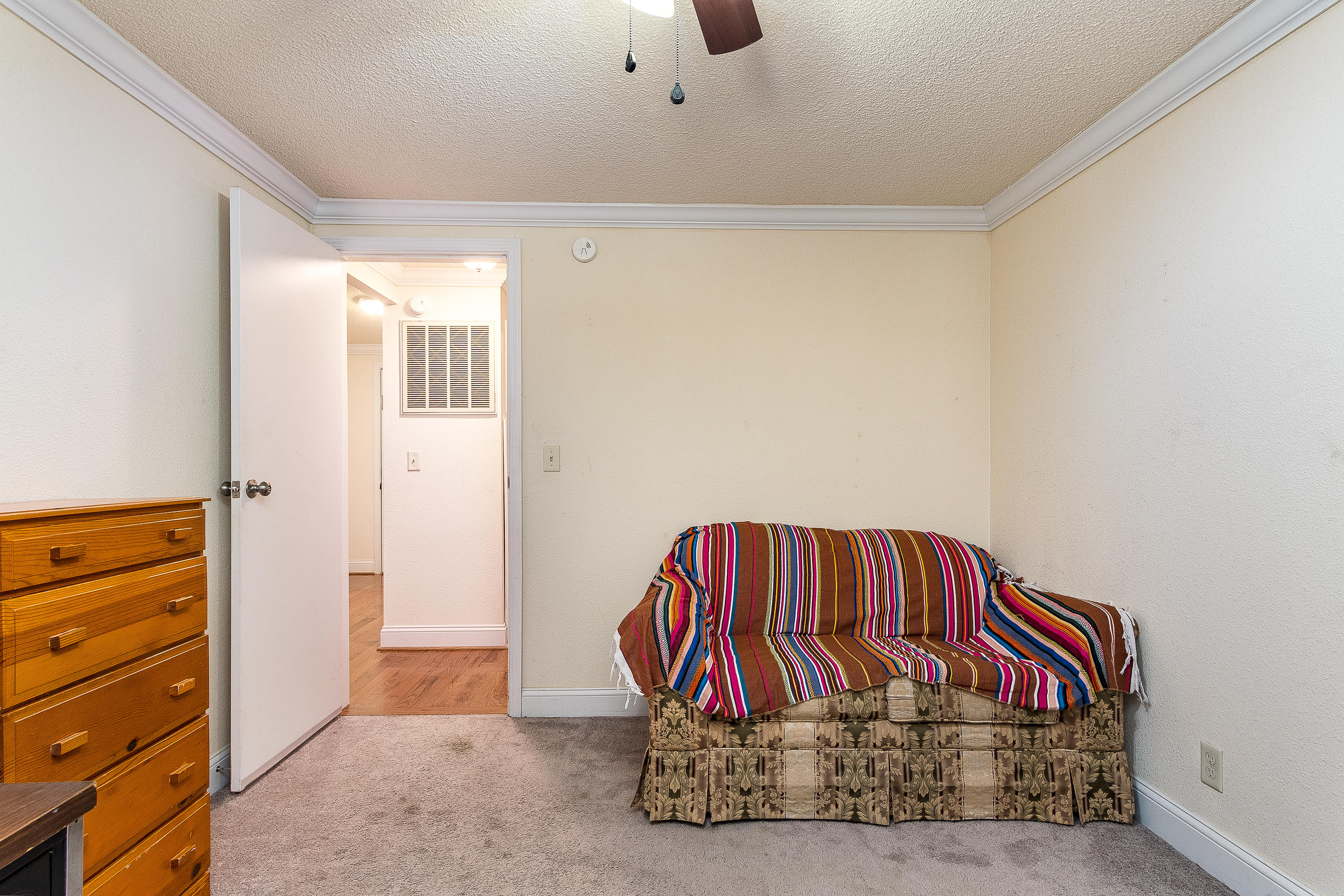 850 Hickory Tree Road Bristol, TN 37620 - Photo 33 of 37 Bedroom 2