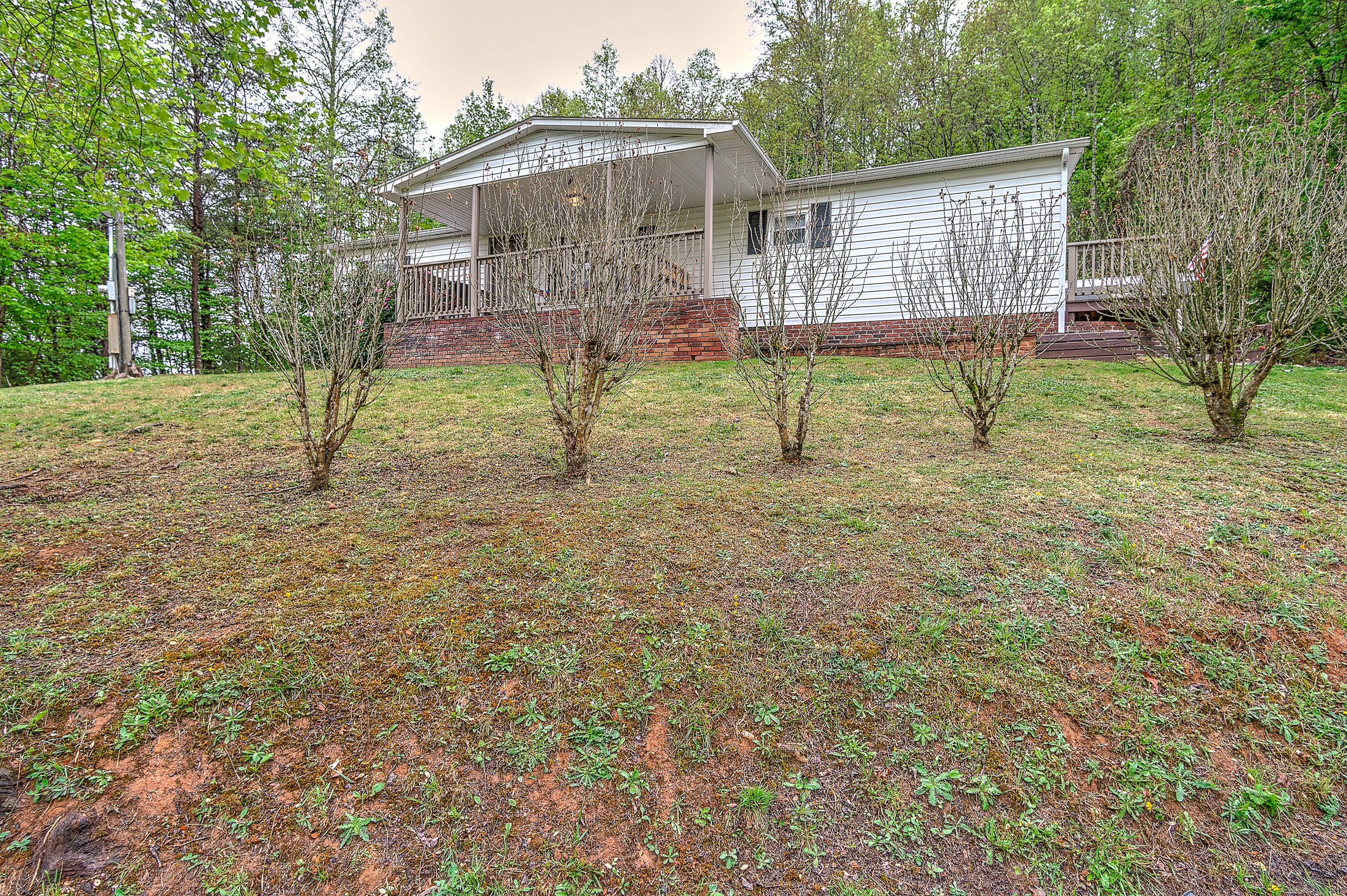 850 Hickory Tree Road Bristol, TN 37620 - Photo 5 of 37 Front