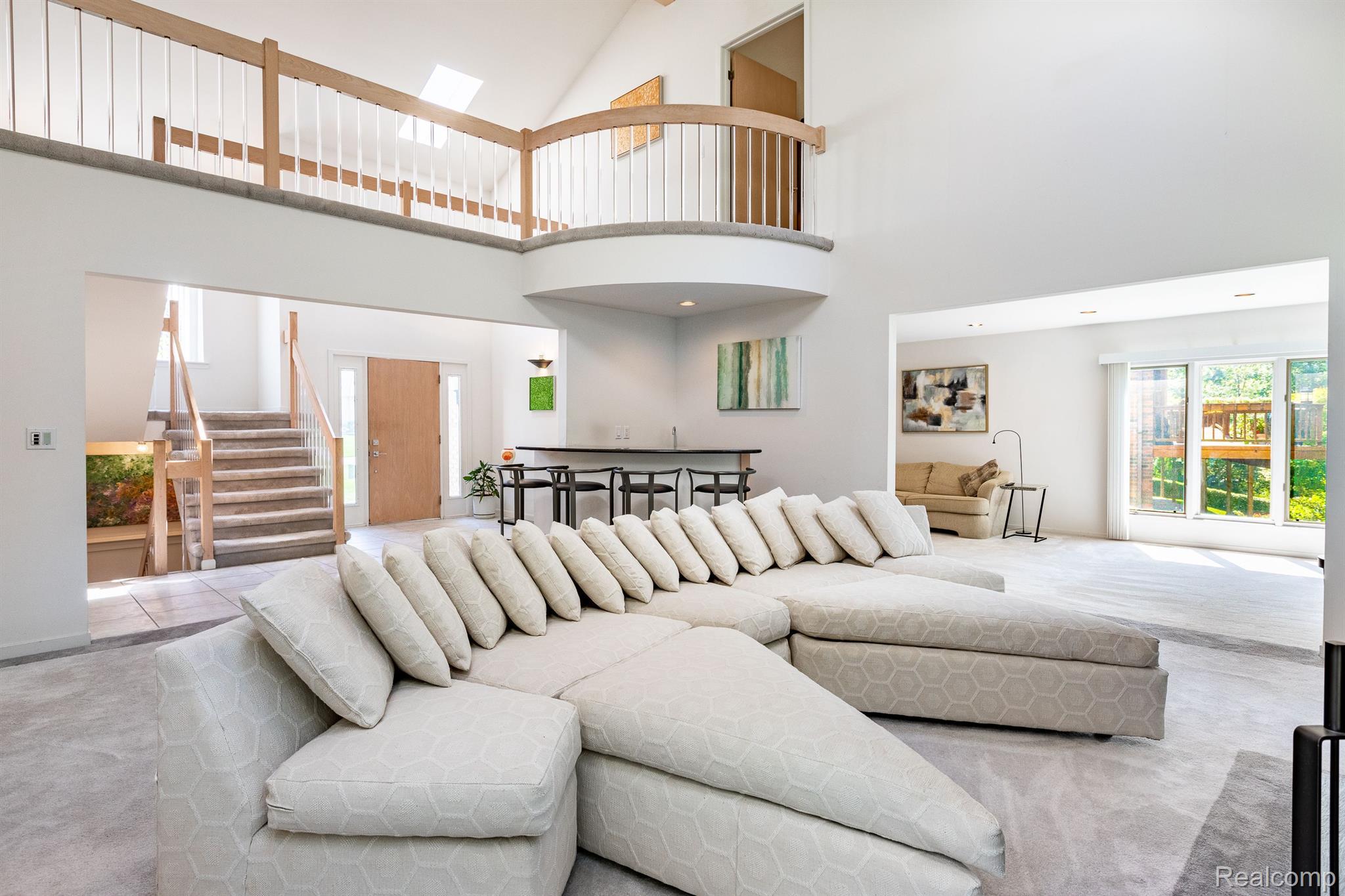 2157 Clinton View Circle Rochester, MI 48309 - Photo 13 of 41 Gallery Image 13