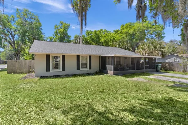 $389,900 | 1124 Grant Avenue, Mount Dora, FL 32757