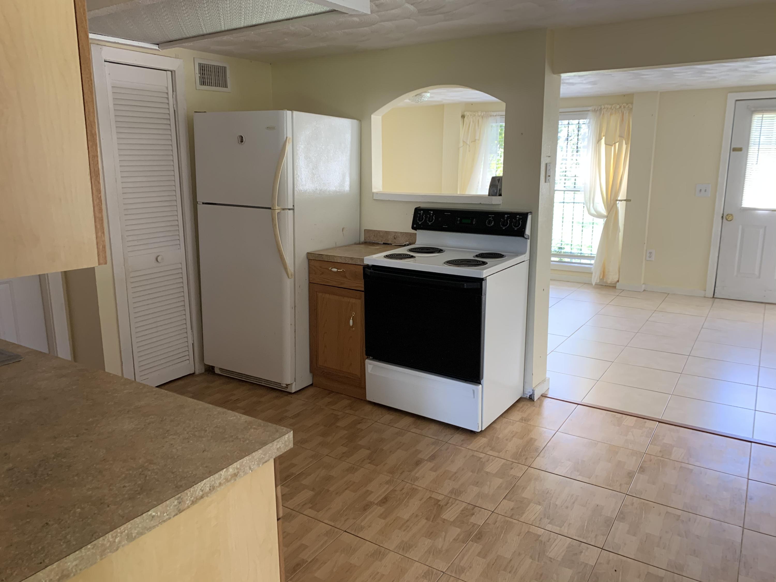 5175 Melville Road Fort Pierce, FL 34982 - Photo 9 of 15 Photo Nov 11, 1 32 36 PM - Copy