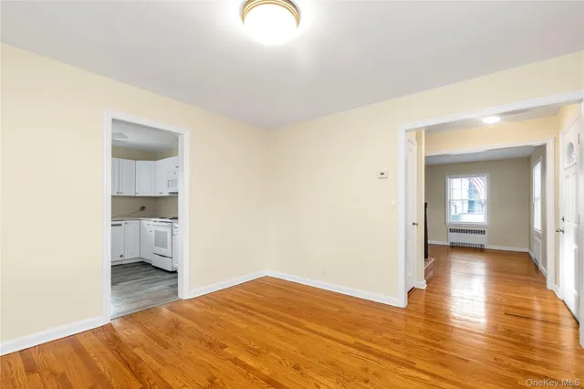 $4,500 | 19 Anstice Street, Oyster Bay, NY 11771