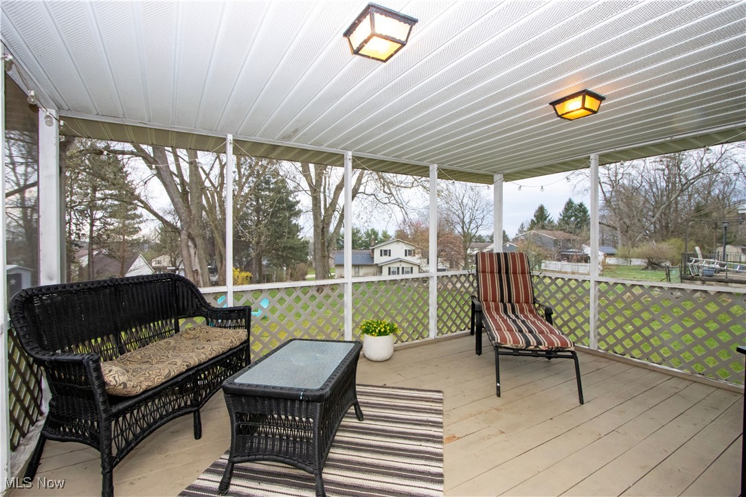 1034 Ridgecrest Drive Wooster, OH 44691 - Photo 7 of 20 View of sunroom / solarium