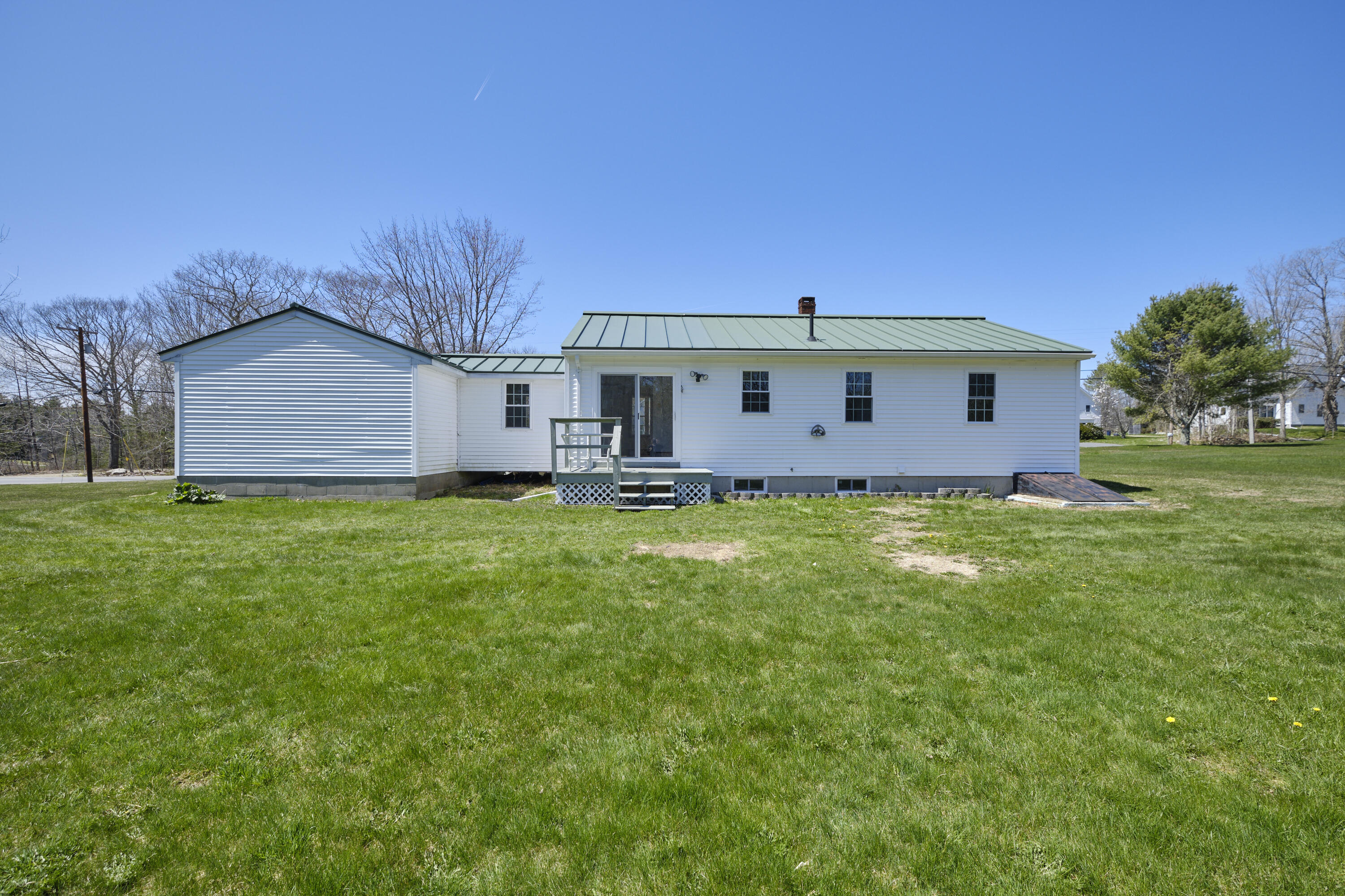187 Washington Road Waldoboro, ME 04572 - Photo 2 of 37 187 Washington Road, Waldoboro