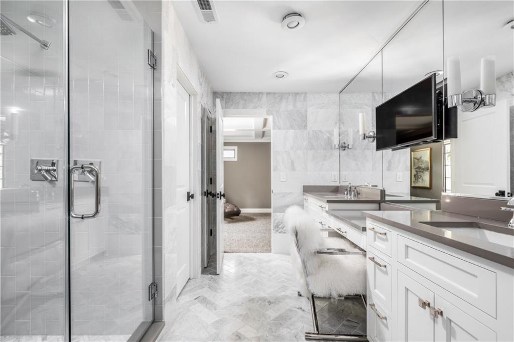 8192 Sycamore Road Indianapolis, IN 46240 - Photo 30 of 45