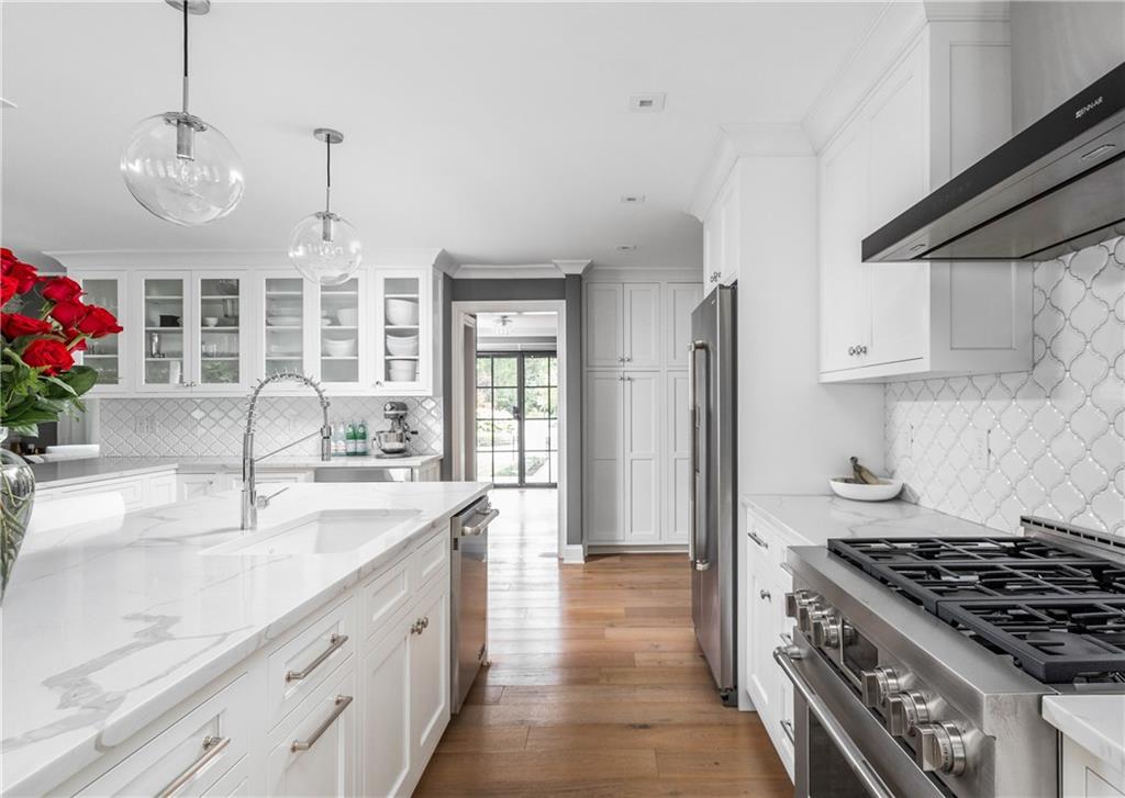 8192 Sycamore Road Indianapolis, IN 46240 - Photo 10 of 45