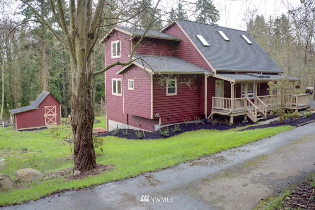 10320 Northeast Roberts Road Bainbridge Island, WA 98110 - Photo 1 of 1 Gallery Image 1
