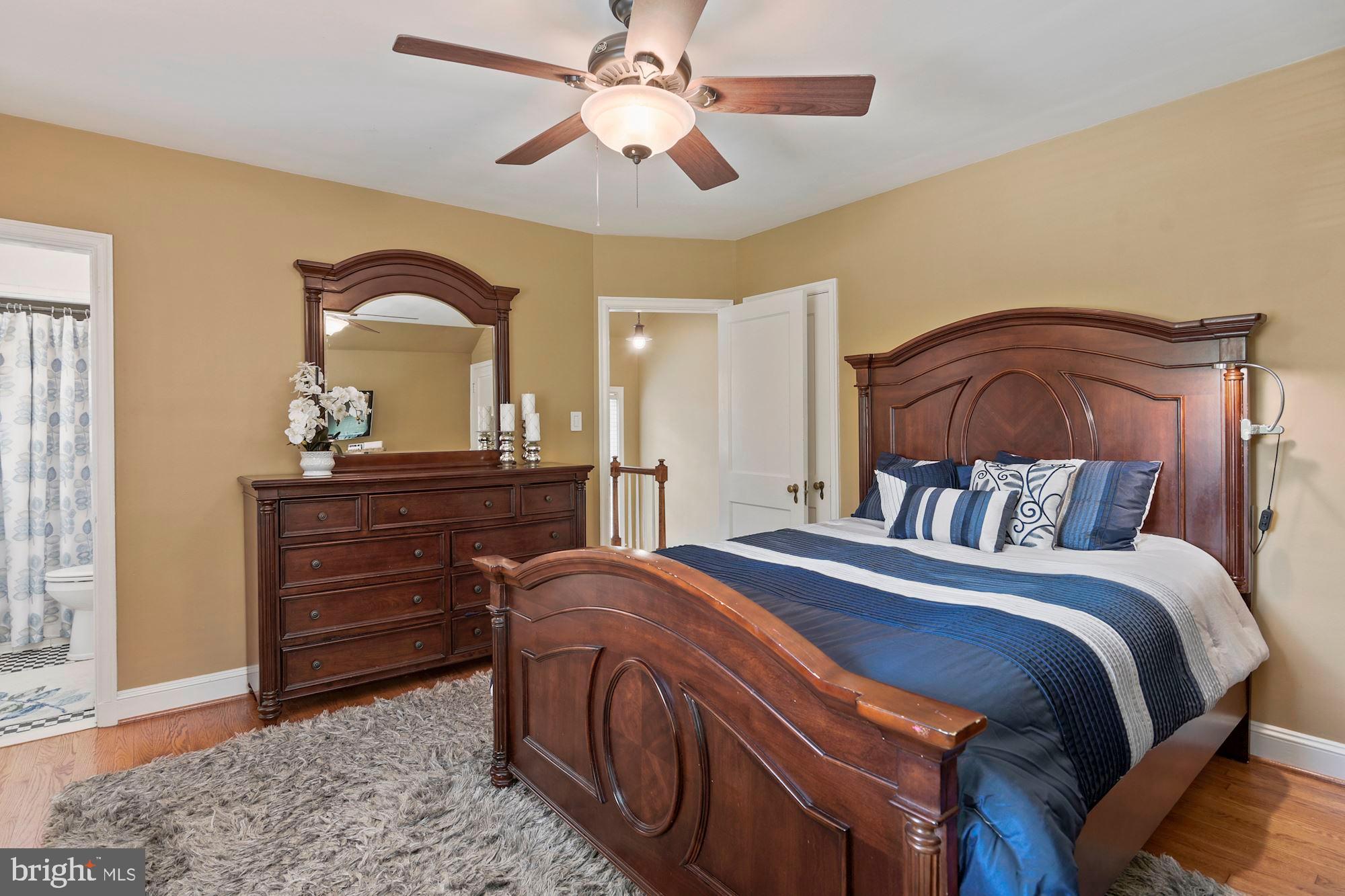 332 Broadmoor Road Baltimore, MD 21212 - Photo 17 of 40 Master Bedroom Upper Level
