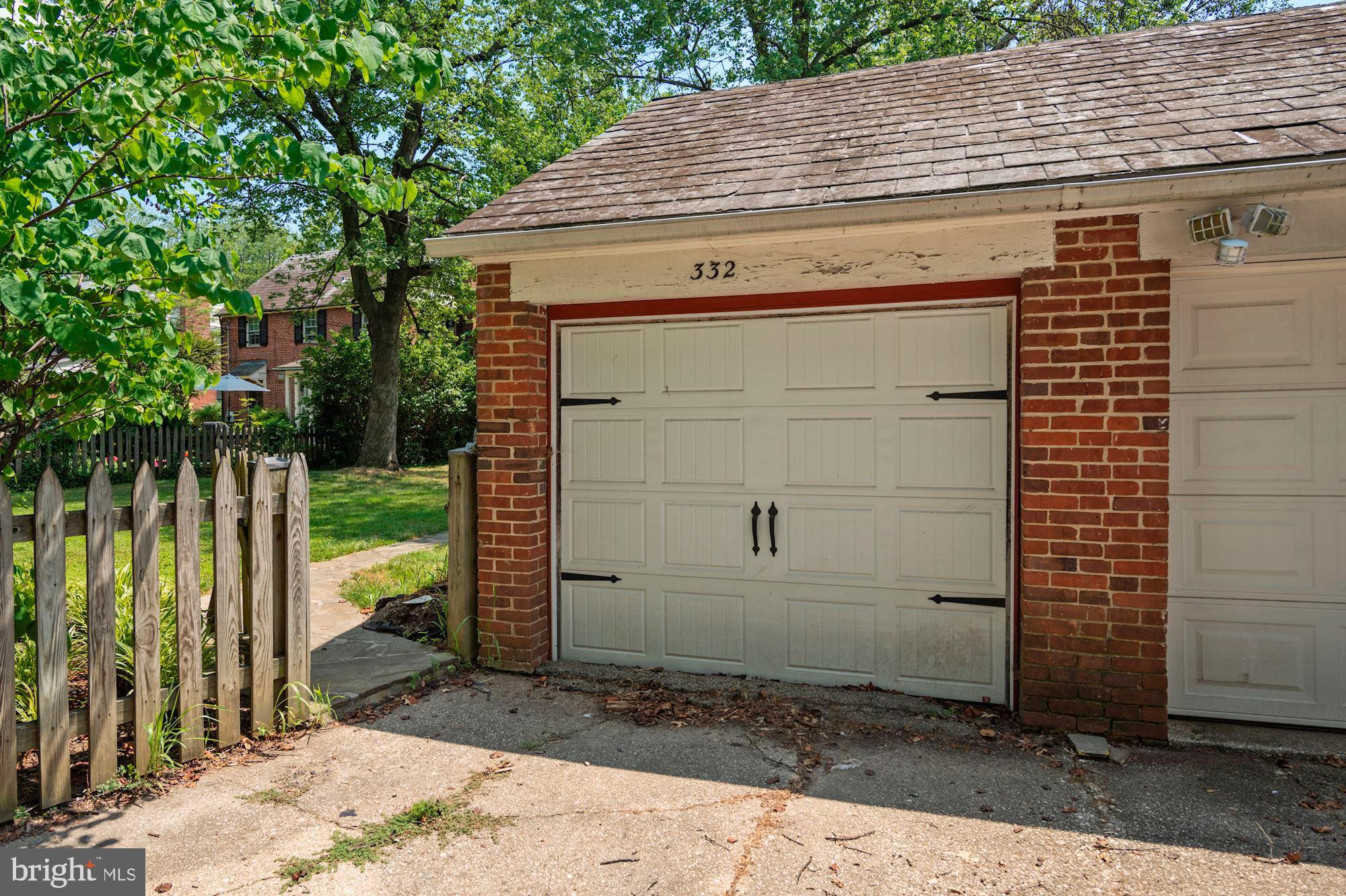 332 Broadmoor Road Baltimore, MD 21212 - Photo 36 of 40 Main Entrance to the Garage from the Alley