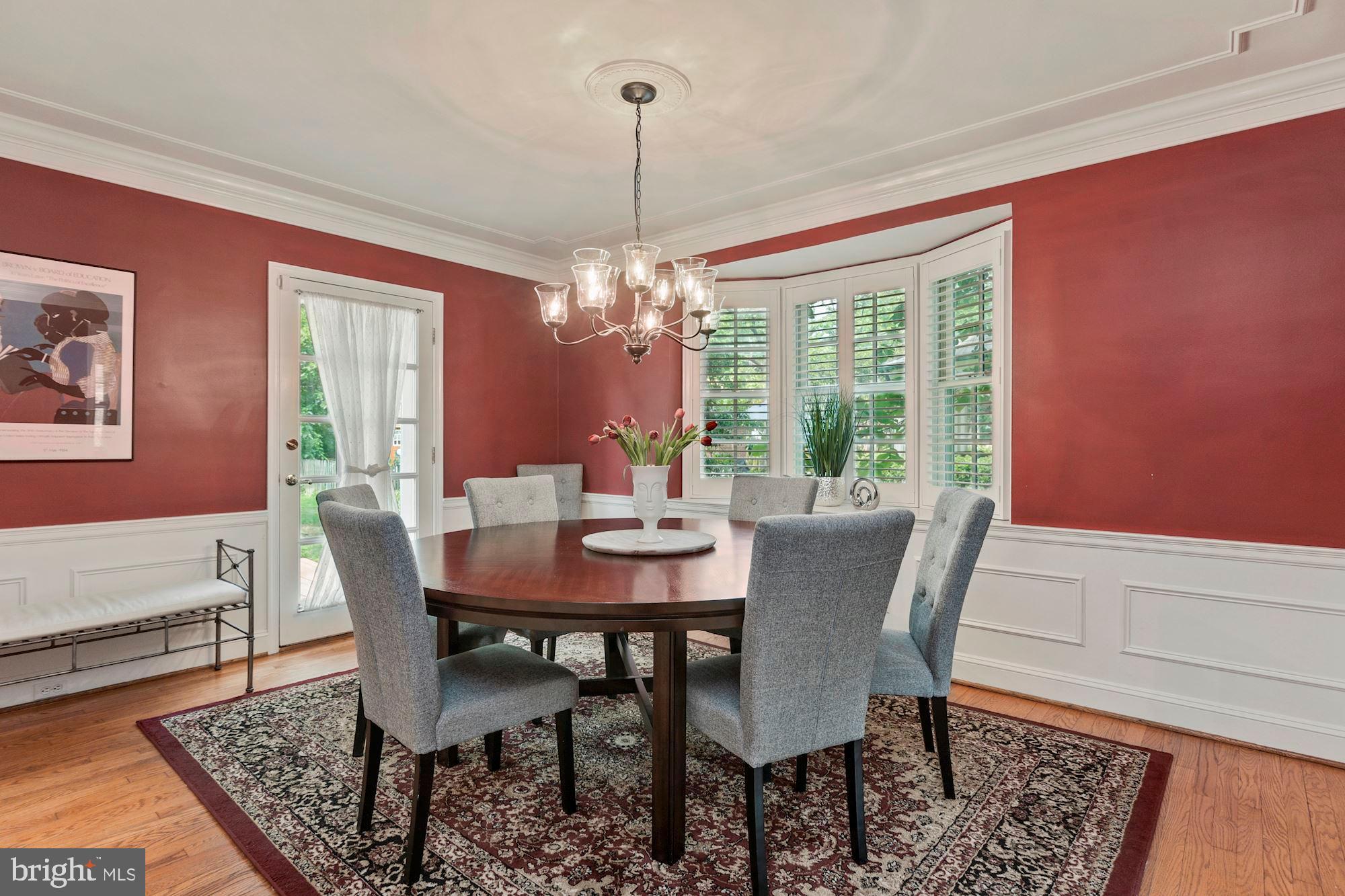 332 Broadmoor Road Baltimore, MD 21212 - Photo 10 of 40 Main Dining Room with the Bay Window