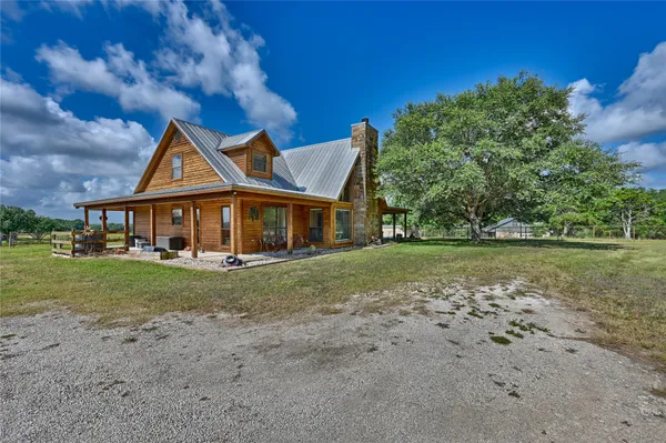 $475,000 | 3090 Old Navasota Road, Brenham, TX 77833