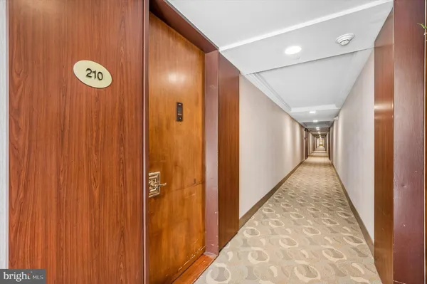 $149,900 | 1001 City Avenue, Unit W210, Wynnewood, PA 19096