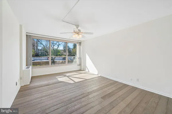$149,900 | 1001 City Avenue, Unit W210, Wynnewood, PA 19096