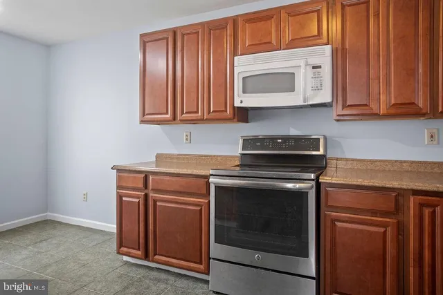 $309,900 | 221 Vercelli Drive, Bear, DE 19701