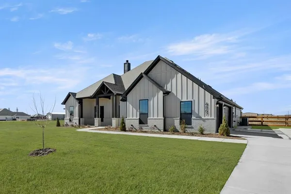 $755,900 | 4867 Prairie Sky Lane, DISH, TX 76247