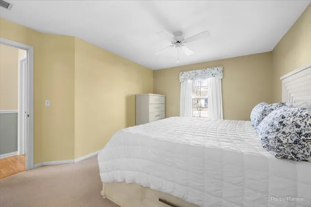 $245,000 | 385 Woodview Circle, Unit B, Elgin, IL 60120