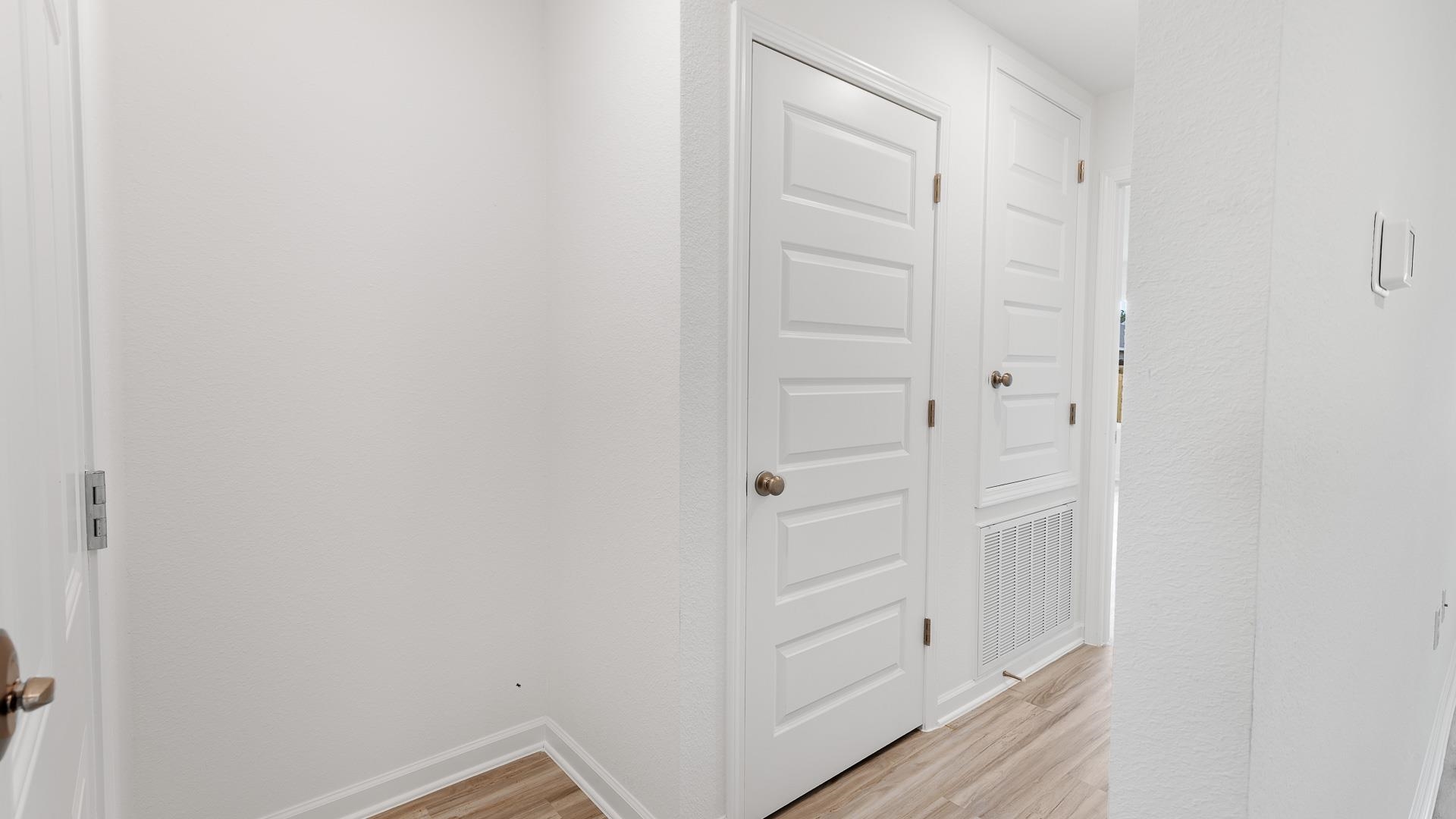 8696 Sea Star Circle Foley, AL 36535 - Photo 16 of 33 Hallway