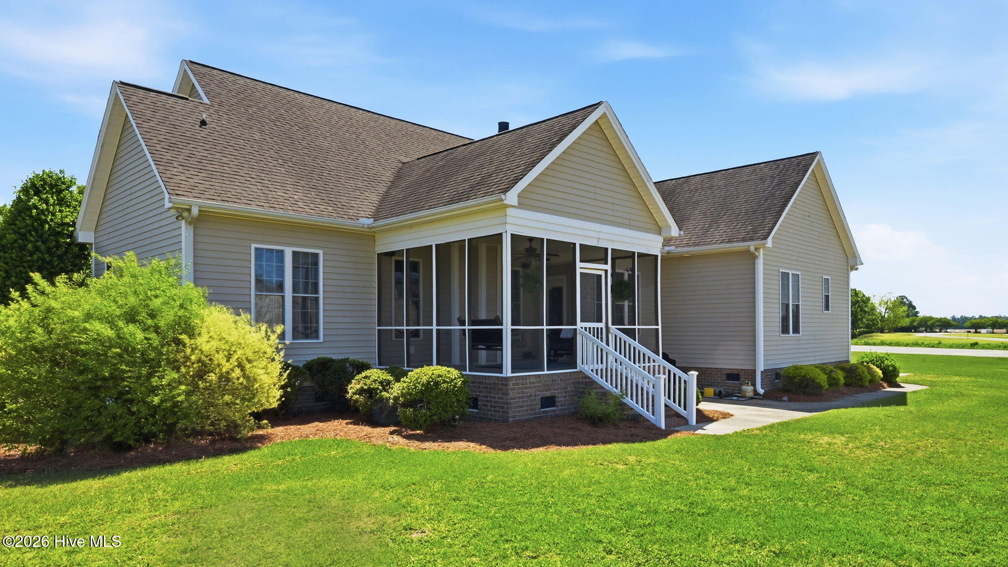 3-web-or-mls-5142 Corey Road-6