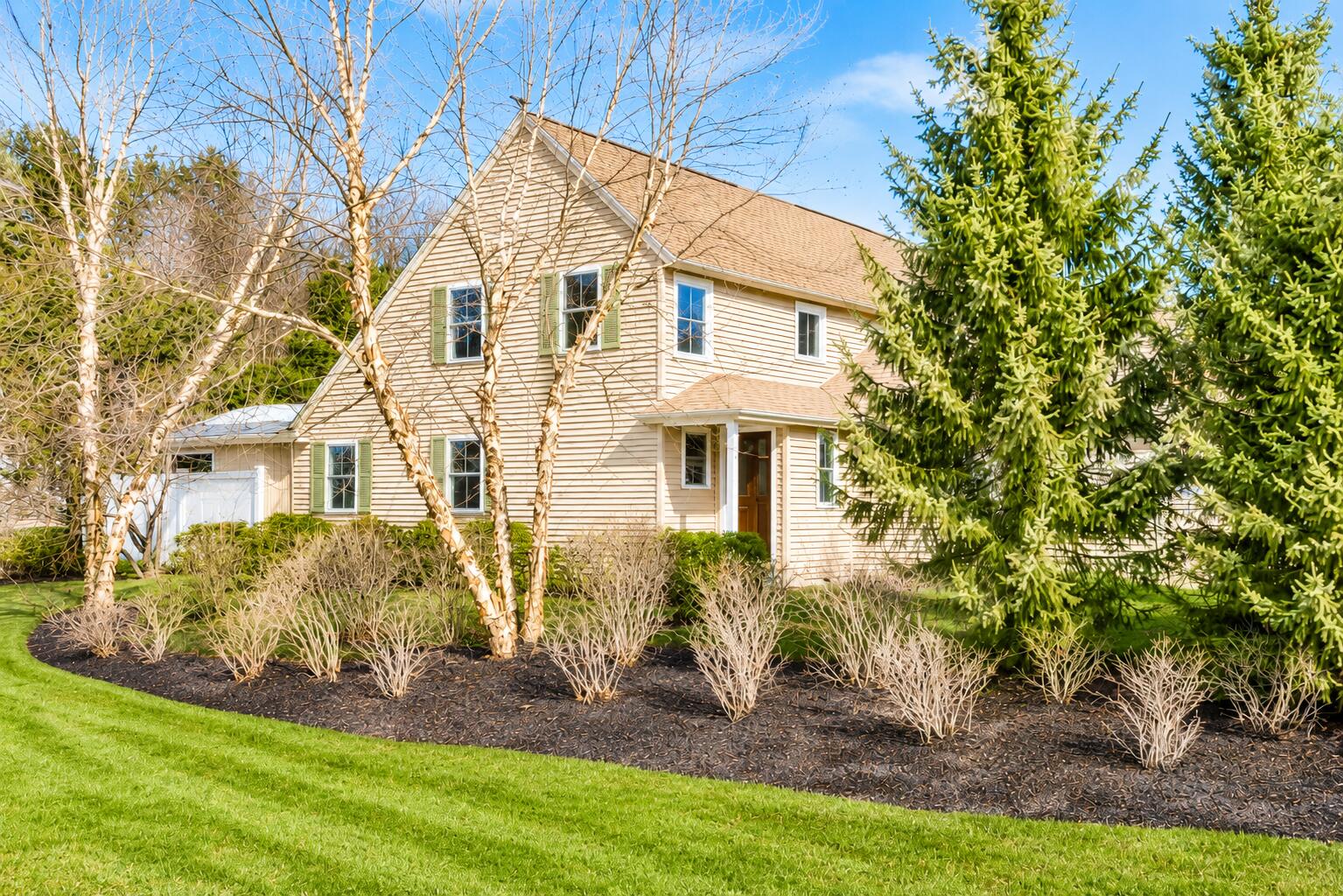 2 Lexington Drive, Unit 2 Kennebunk, ME 04043 - Photo 1 of 22 ChatGPT Image May 11, 2026, 01_19_46 PM