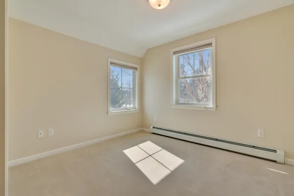 $549,900 | 2 Lexington Drive, Unit 2, Kennebunk, ME 04043