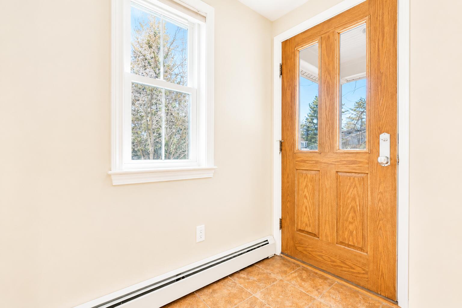 2 Lexington Drive, Unit 2 Kennebunk, ME 04043 - Photo 4 of 22 ChatGPT Image May 11, 2026, 01_07_56 PM