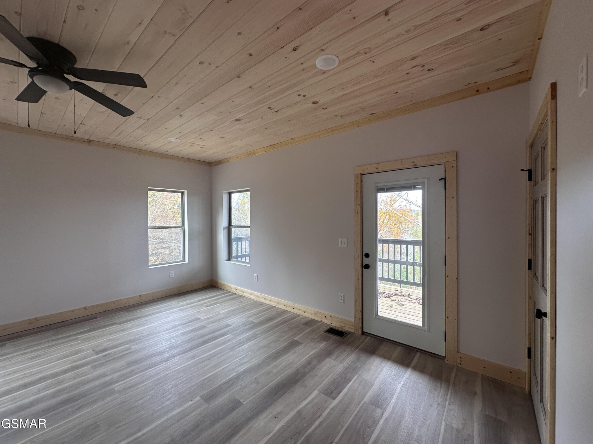 3730 Shadyview Ridge Road Sevierville, TN 37876 - Photo 8 of 33 Gallery Image 8